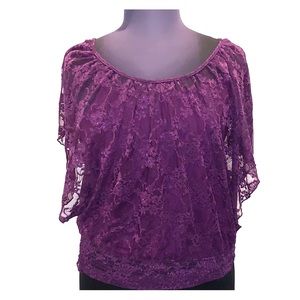 Lace and tank top in one! Sweet!